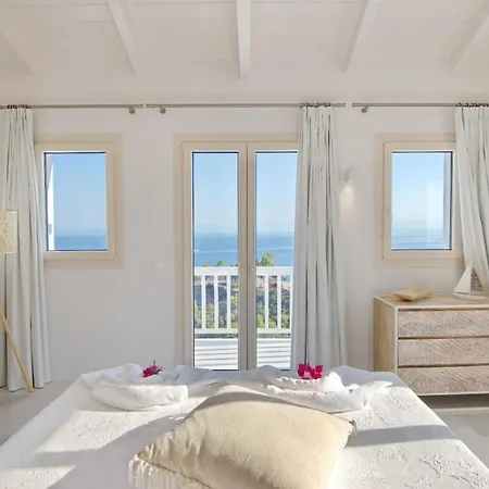 Perseas Villa *