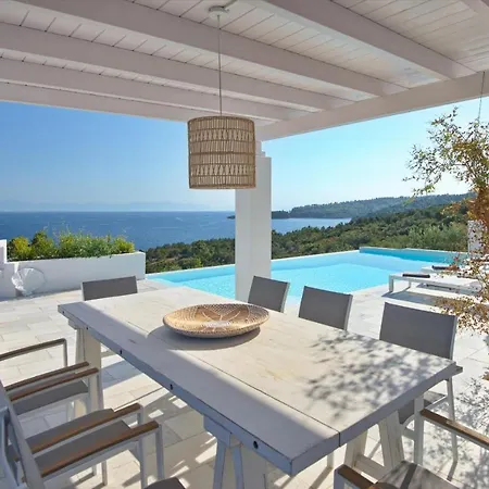 Perseas Villa *